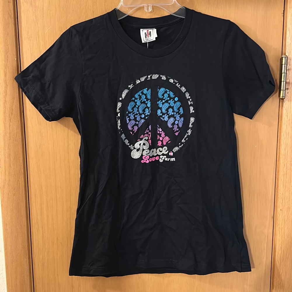 International Harvester McCormick Farmall Y2K Peace Love Farm Tee Black Small